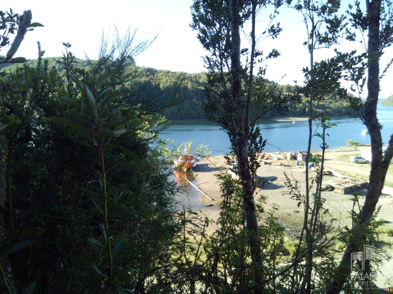 Macrolote de 14,31 Hectáreas con Orilla de Mar – Quellón