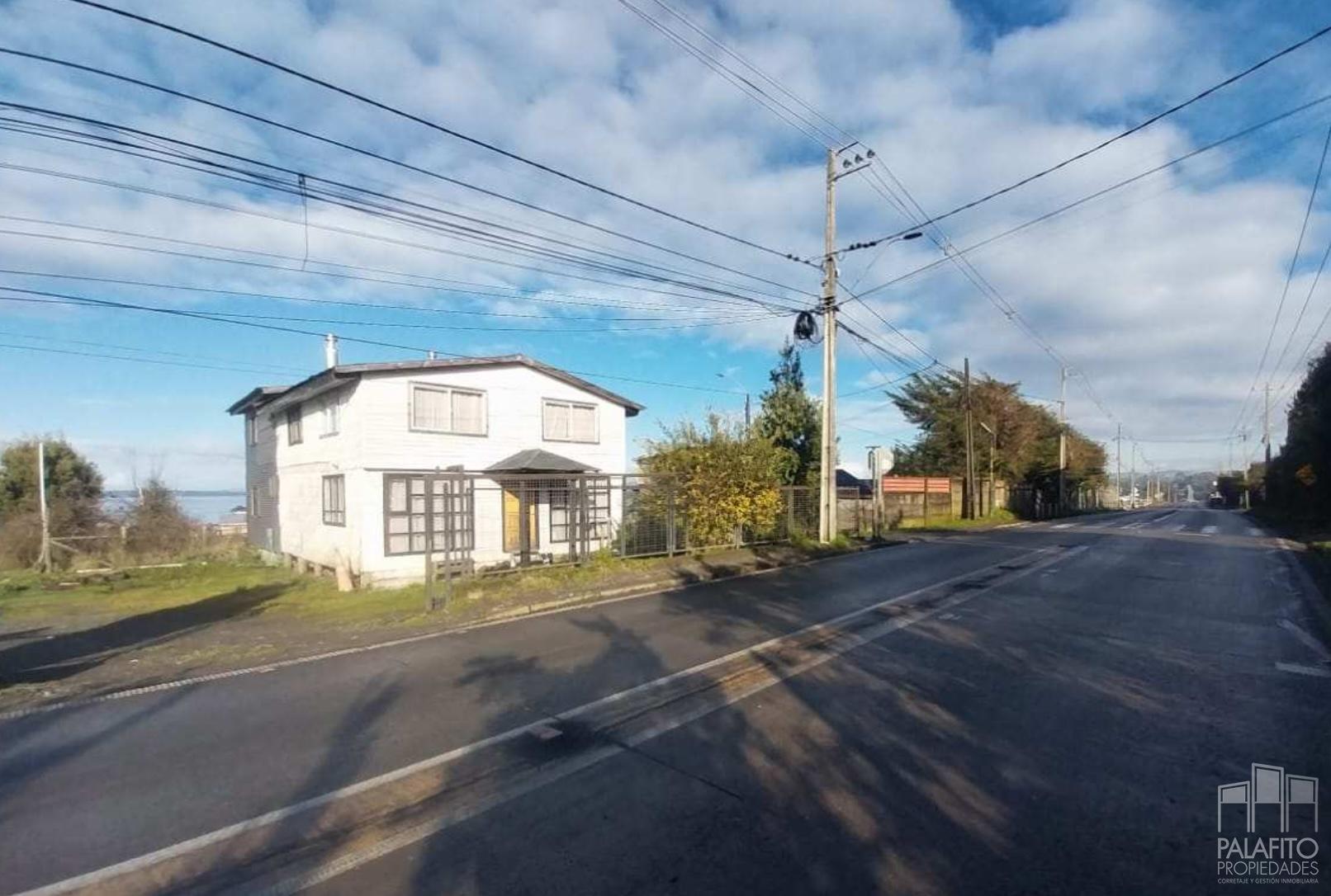 Casa y Amplio Terreno en sector San Antonio, QUELLÓN 