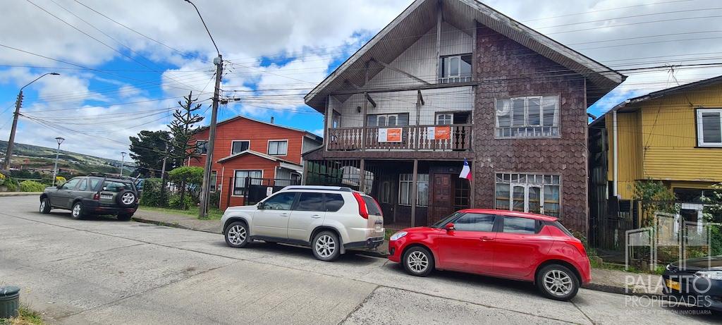 ¡Valor rebajado! Amplia propiedad de 564 m² en pleno centro de Castro | Ideal para instituciones o turismo